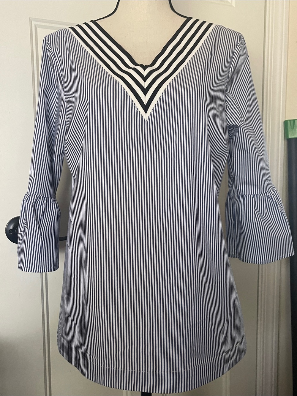 Comp blu Striped V-Neck Bell Sleeve Tunic - Blue and White